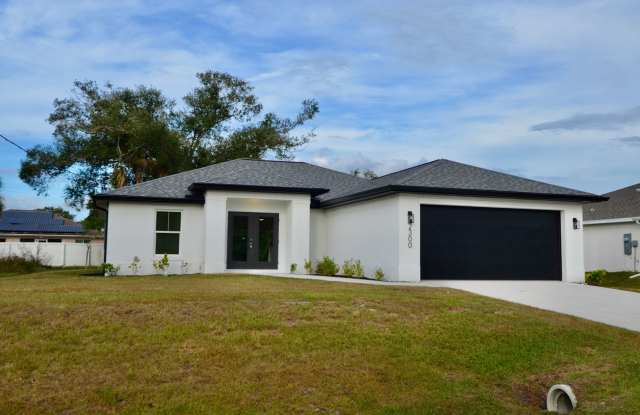 Brand new home in North Port - 4 beds 2 baths - 2300 Nordendale Boulevard, North Port, FL 34288