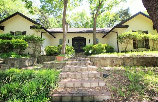 932 Sleepy Hollow Drive - 932 Sleepy Hollow Drive, Cedar Hill, TX 75104