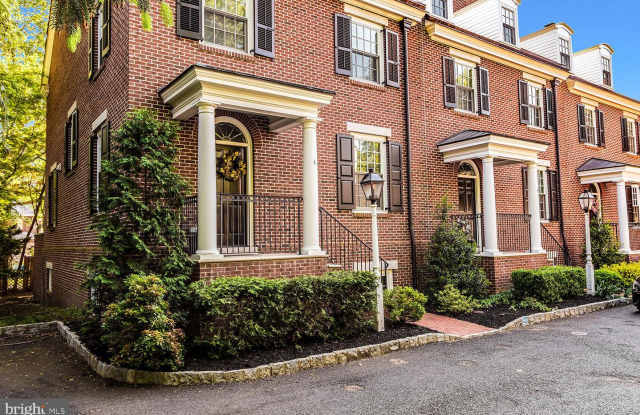 14 E 3RD ST #D - 14 West 3rd Street, Moorestown-Lenola, NJ 08057