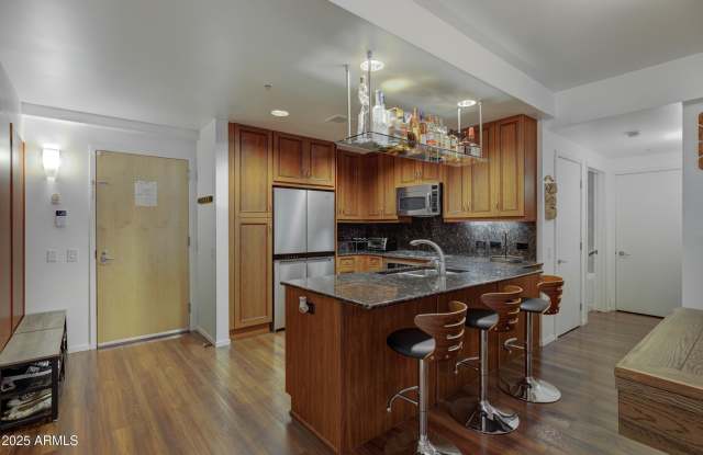 7147 E RANCHO VISTA Drive Gallery 2