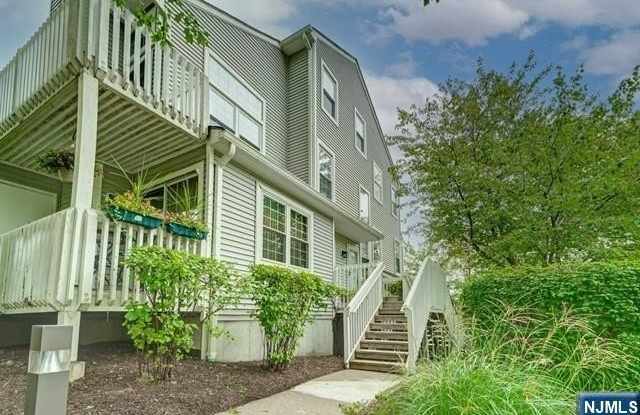 7 Fox Run Drive - 7 Fox Run Drive, Englewood, NJ 07631