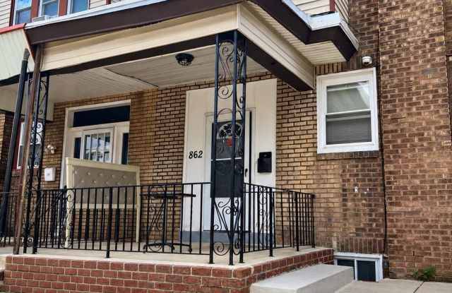 862 GRANITE Street Gallery 1