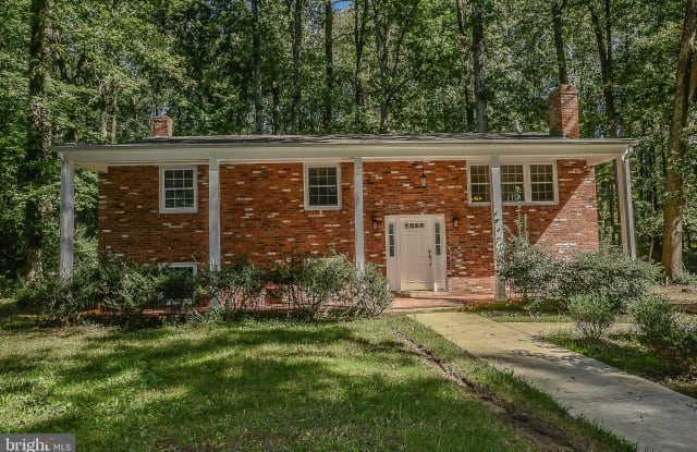 4715 HOLLY AVENUE - 4715 Holly Avenue, Fairfax County, VA 22030