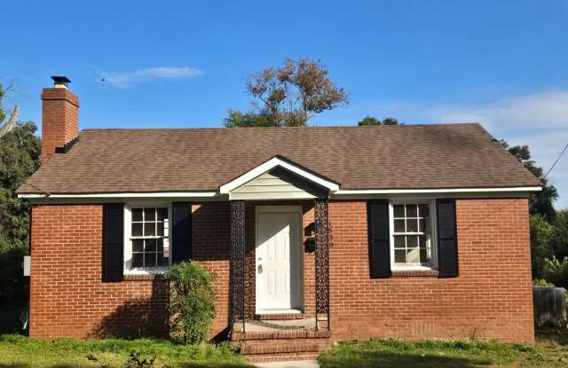 Cute home in Summerville Area! photos photos