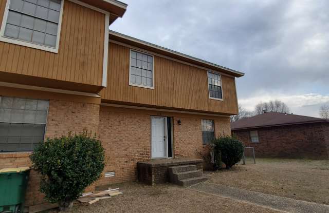 624 Brierly Dr - 624 Brierly Drive, Sherwood, AR 72120