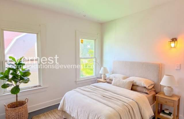 1463 North Ontario Street Gallery 3
