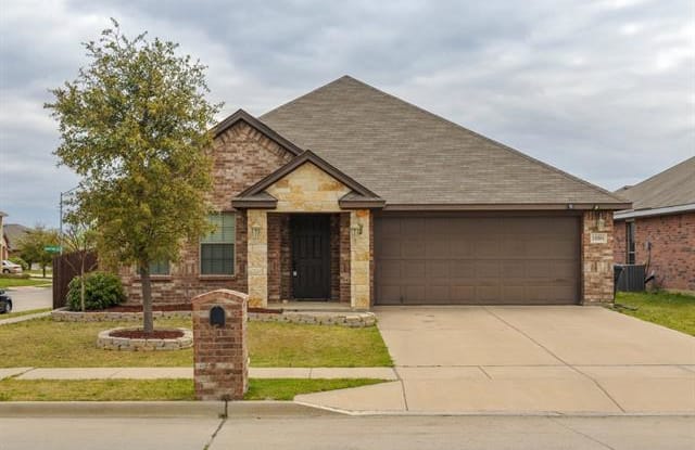 12201 Hunters Knoll Drive - 12201 Hunters Knoll Drive, Fort Worth, TX 76028