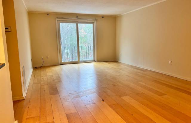 13 Shadowbrook Ln Gallery 4