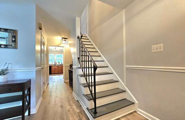 2807 LAFORA COURT Gallery 2