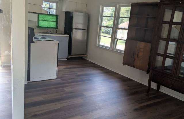 2 Bed 1 Bath House Gallery 4