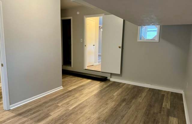 Available August 2027 - Charming Bedroom Near IU Campus Gallery 4