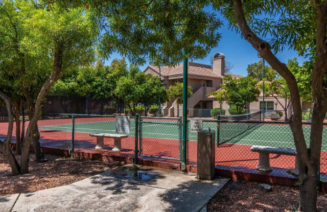 5950 N 78TH Street unit: 216 photos photos