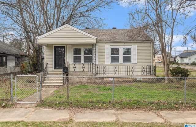 732 Fulton Ave photos photos