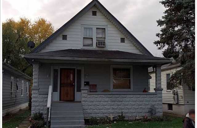 LEASING SPECIAL MOVE IN BY 1/1/2026 ** 1/2 price Security Deposit and 2nd month free - 732 M Street, Louisville, KY 40208