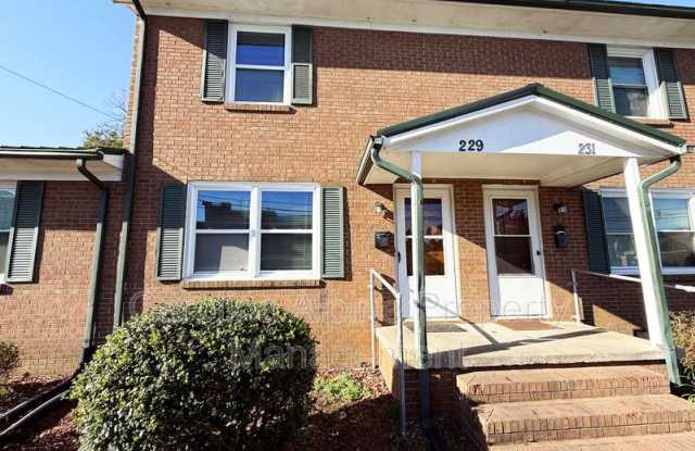 229 W Kerr St photos photos