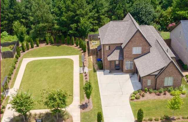 Charming 4BR, 2.5Bath House in Hoover photos photos