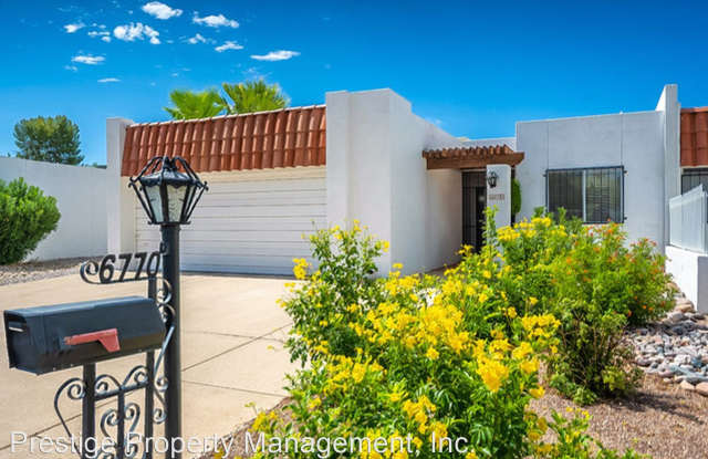 6770 E Calle de Oro - 6770 East Calle Del Oro, Tucson, AZ 85715