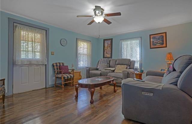 10372 Gum Springs Road Gallery 4