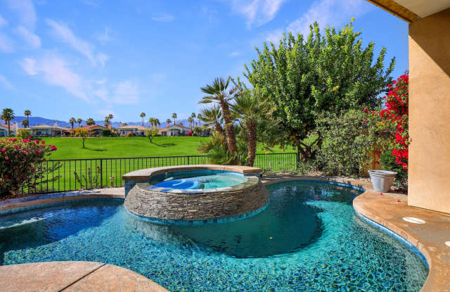 371 Tomahawk Drive - 371 Tomahawk Drive, Palm Desert, CA 92211