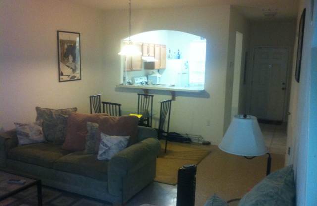 4116 SW 15th Place Gallery 2