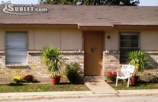 2809 Hwy 175 Unit: 214 - 2809 C F Hawn Freeway, Seagoville, TX 75159