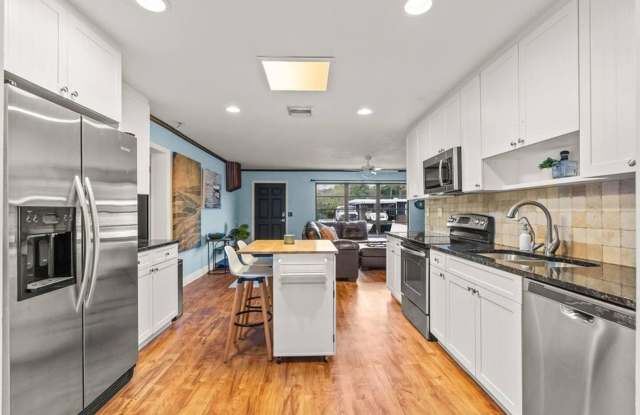 1880 Kathy Lane, North Palm Beach, FL 33408 - 1880 Kathy Lane, Juno Ridge, FL 33408