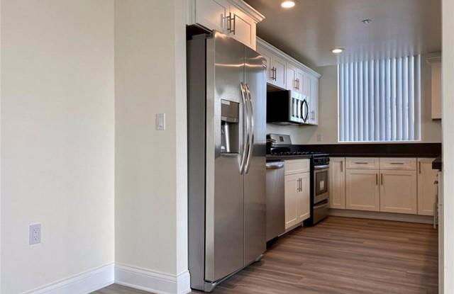 14934 Burbank Boulevard - 14934 Burbank Boulevard, Los Angeles, CA 91411