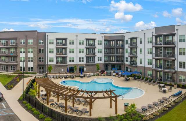 Populus Waterside photos photos