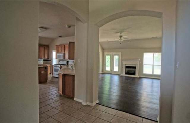5548 Flynn Court Gallery 2