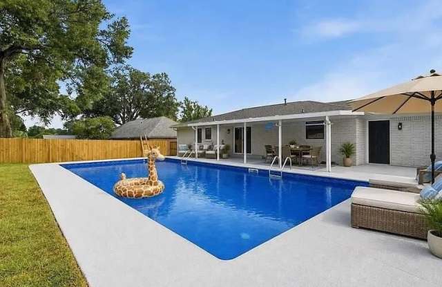251 Briarwood Circle Gallery 3
