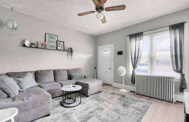 3 BR 2 bath Bloomfield/Upper Lawrenceville $2200/month plus utilities photos photos