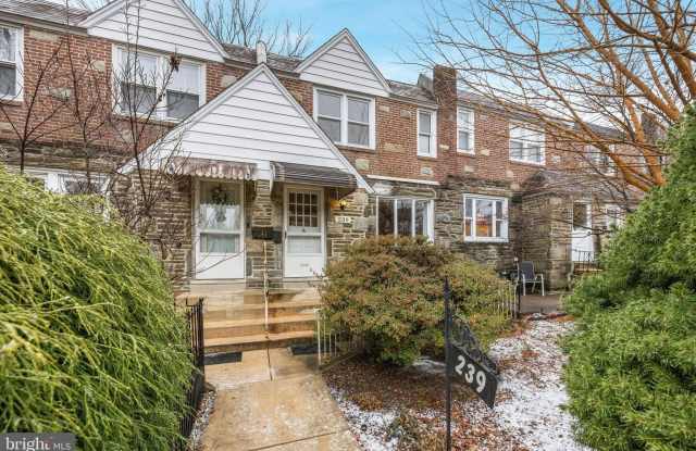 239 S BAYBERRY Lane - 239 South Bayberry Lane, Delaware County, PA 19082