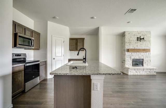 712 Cottonwood Way Gallery 4