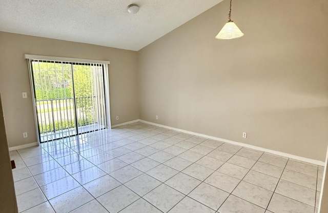 11632 NW 23rd Court Gallery 4