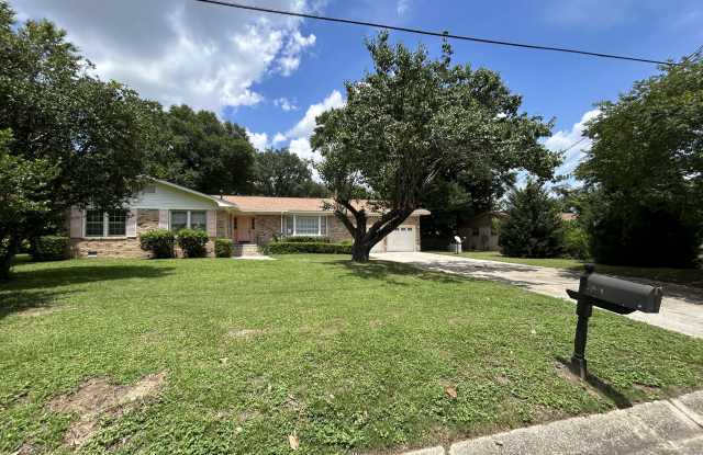 3840 Dunwoody Drive photos photos