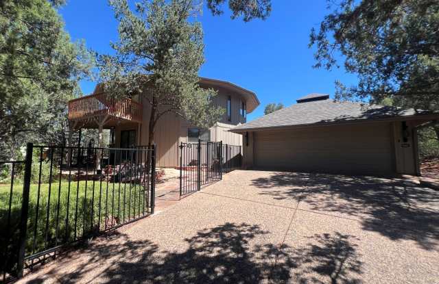 Furnished, 6+ Month Rental Option - $2,250 Rent Credit with a Year Rental Agreement for 12/1 or Before Gallery 4