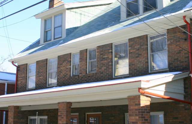 Available August 1, 2026; Lease will end July 27, 2027 photos photos