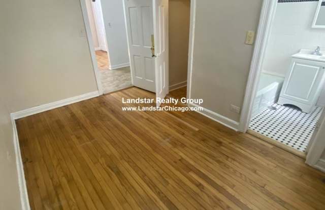 6912 North Ravenswood Gallery 4