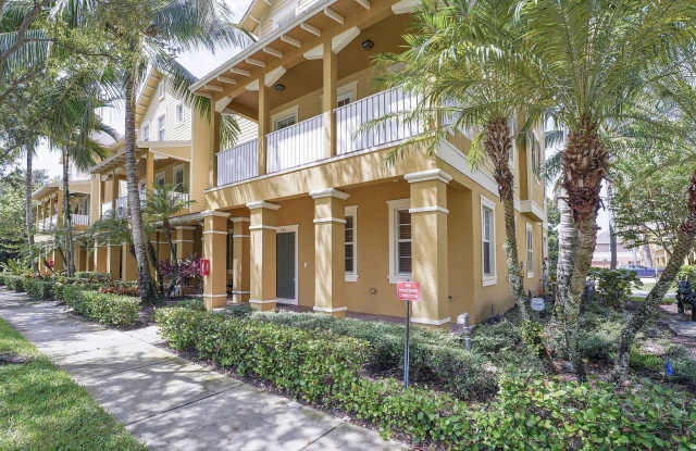 128 W Royal Palm Circle - 128 West Royal Palm Circle, Jupiter, FL 33458