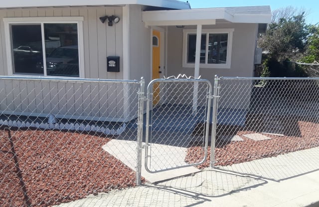 1318 John Avenue, # B - 1318 John Avenue, San Pablo, CA 94806