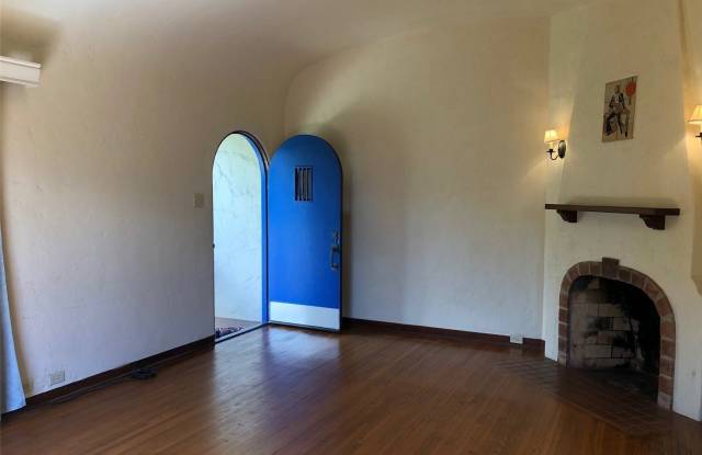 3916 Sierra Drive Gallery 4
