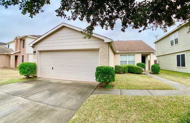 29338 Legends Green Drive Gallery 4