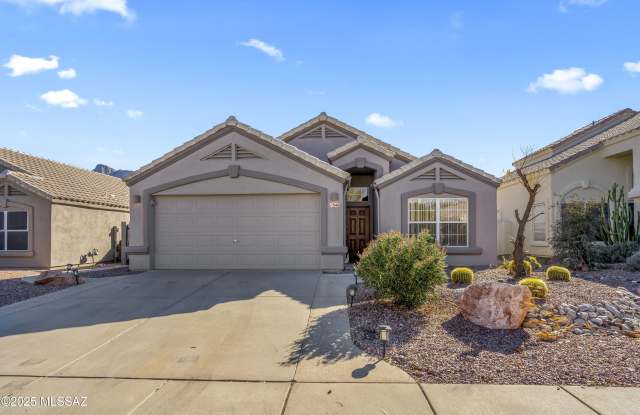 1340 E Dejerine Place - 1340 East Dejerine Place, Oro Valley, AZ 85737