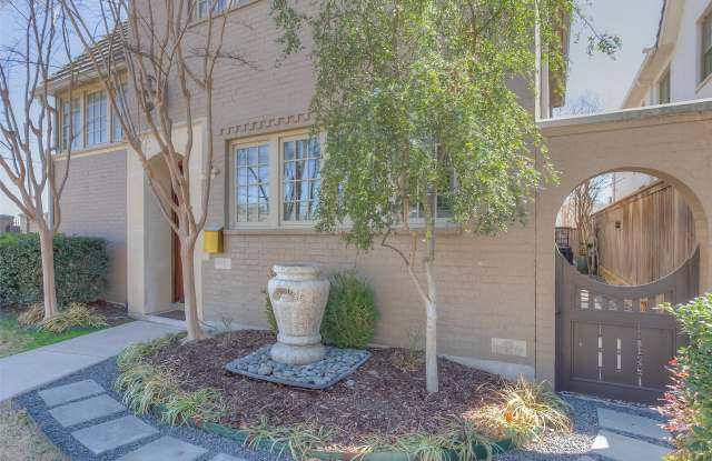 4703 Dexter Avenue Gallery 2