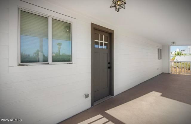 1338 W MONROE Street unit: W photos photos