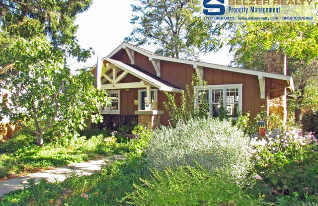 Charming custom-built 2 bd. home in the heart of the westside! Gallery 1