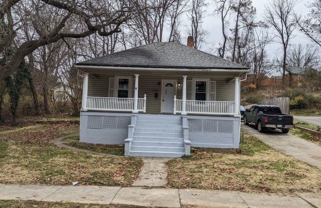 2439 Grandin Rd - 2439 Grandin Road Southwest, Roanoke, VA 24015