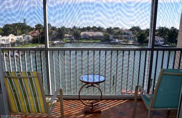300 Park Shore DR Gallery 2