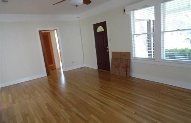 1377 Cross Gallery 2
