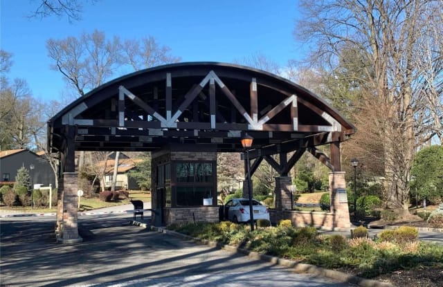 233 Hamlet Drive - 233 Hamlet Drive, Jericho, NY 11753